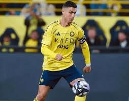 意大利裁判马萨执法巴萨对法兰克福，此前他从未执法巴萨比赛